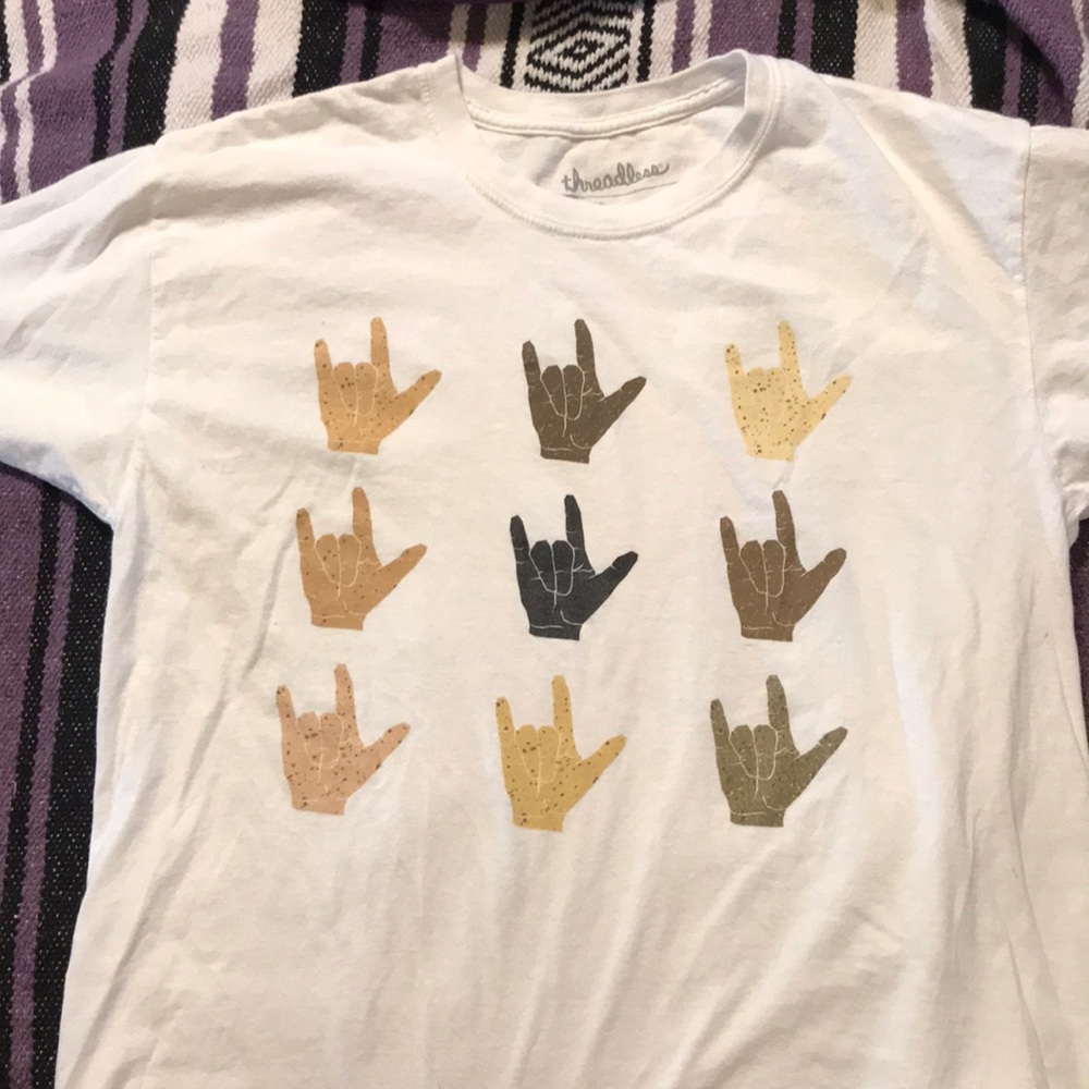 Threadless white 🤟🏽 cotton tee size large